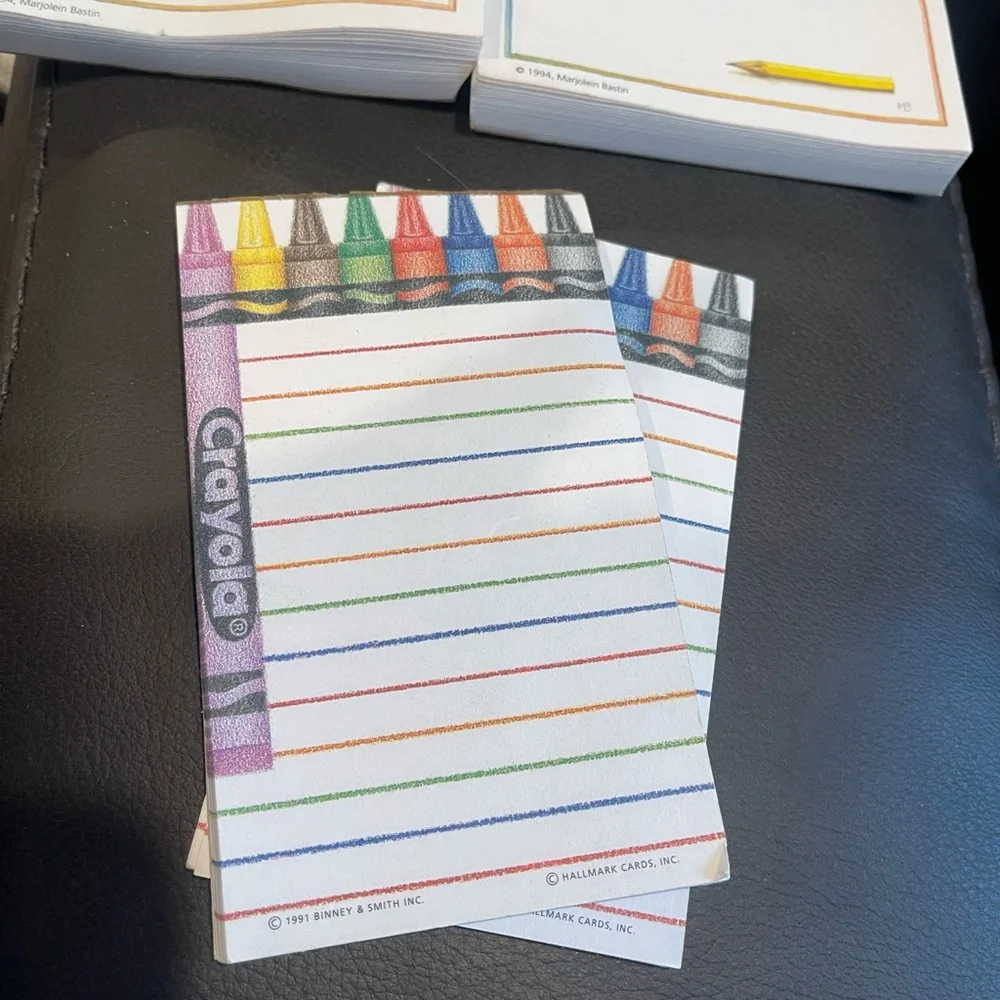 Crayola‎ Notepad Collection with Vibrant Crayon Edges